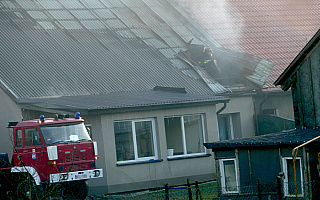 Pożar w domu Gałdowie. Mieszkańcy  stracili dach nad głową